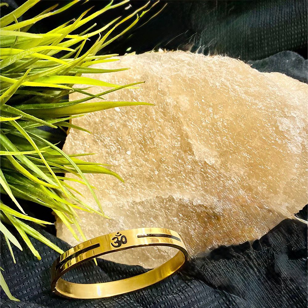 Divine "Aum" Kada | Gold-Tone Spiritual Bracelet